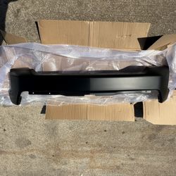 2019, 2020, 2021, 2022 Chevrolet Silverado Bumper ( New Car Parts )