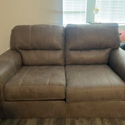 Ashley’s Navi Loveseat