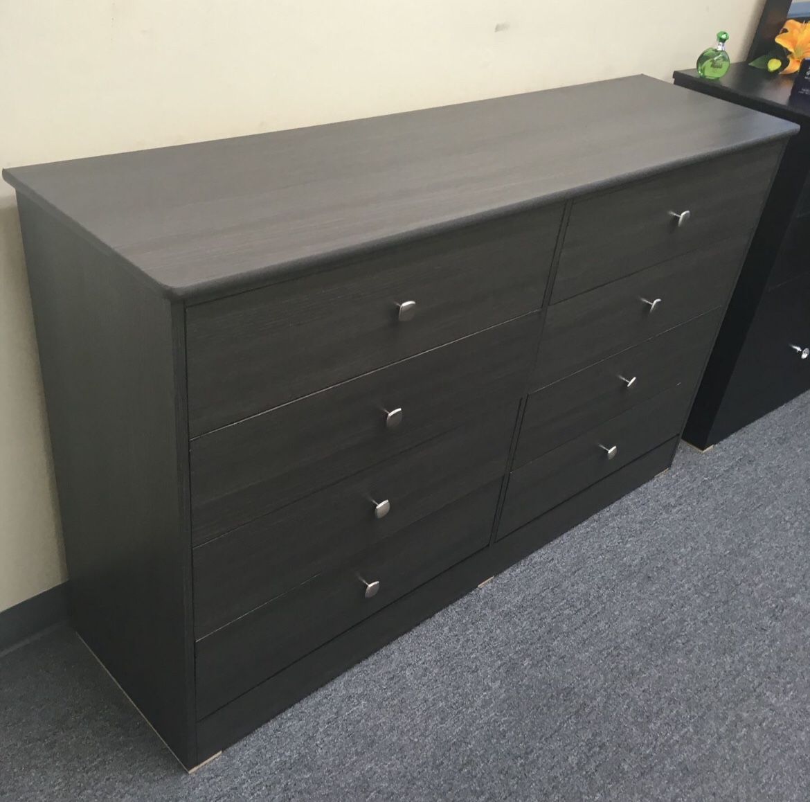 Eight Drawers Dresser