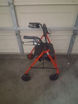 ADULT WALKER WITH SEAT