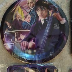 Wednesday / Merlina Party Supplies 