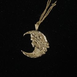 14k Gold Moon Face Crescent Pendant 