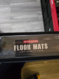 Gym Floor Mats "BRAND NEW" 2 Pks of 4 Mats
