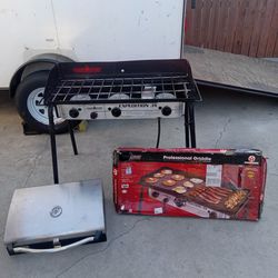 CLEAN CAMP CHEF 3 BURNER STOVE WITH GRIDDLE AND BARBECUE GRILL BOX 