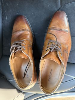 MAGNANNI dress shoes
