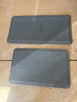 Kangaroo cushioned floor mats