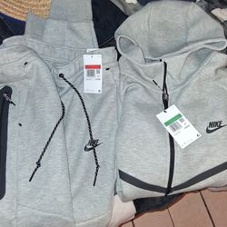 Nike Tech Spots Fleece Set 
