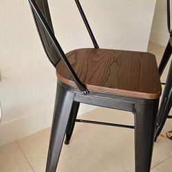 Dinner Table and Four chairs