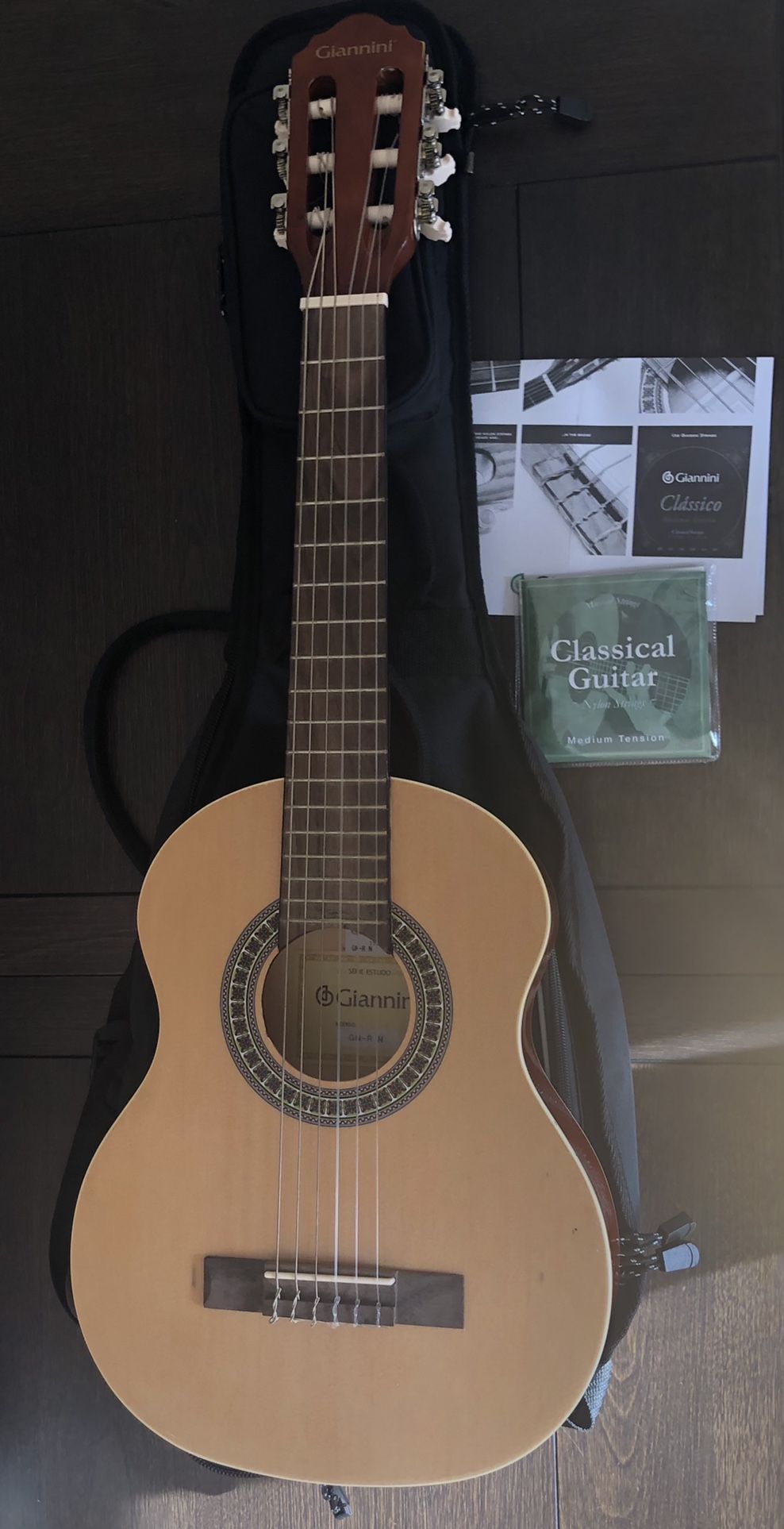 Giannini GN-R N 30” Youth Acoustic Guitar W/ Case And Strings