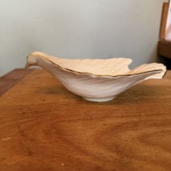 The Lenox Dove Candy Nut Dish is a retired vintage piece of fine China, 