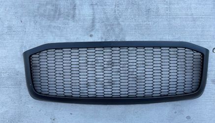 YY10 Fit 06-09 Ram 1500/2500/3500 Mesh Grille 