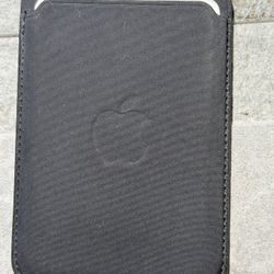 🔥 Apple Leather MagSafe Wallet w/ Find My – BLACK – LIKE NEW 🔥v