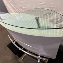 Glass Bar