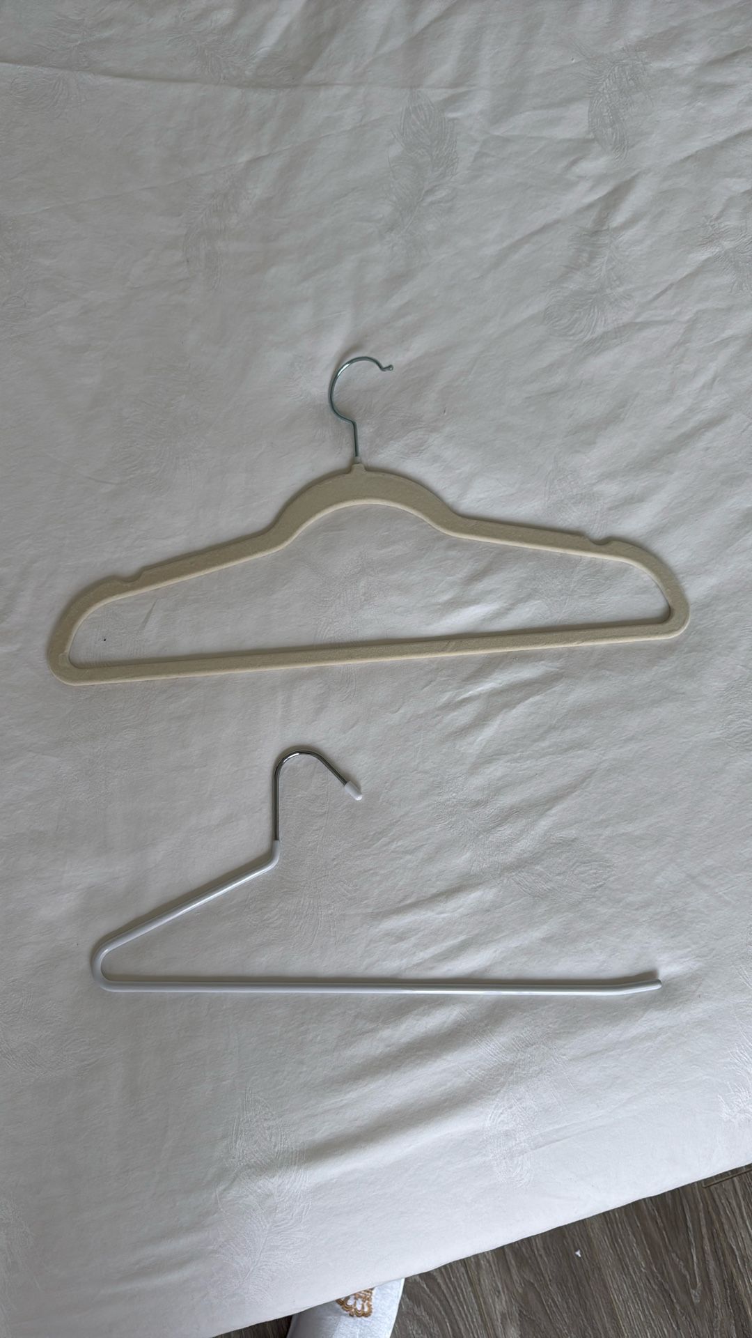 100 Non Slip Hangers And Pants Hangers