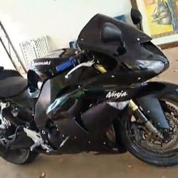 2006 Kawasaki ZX-10R 