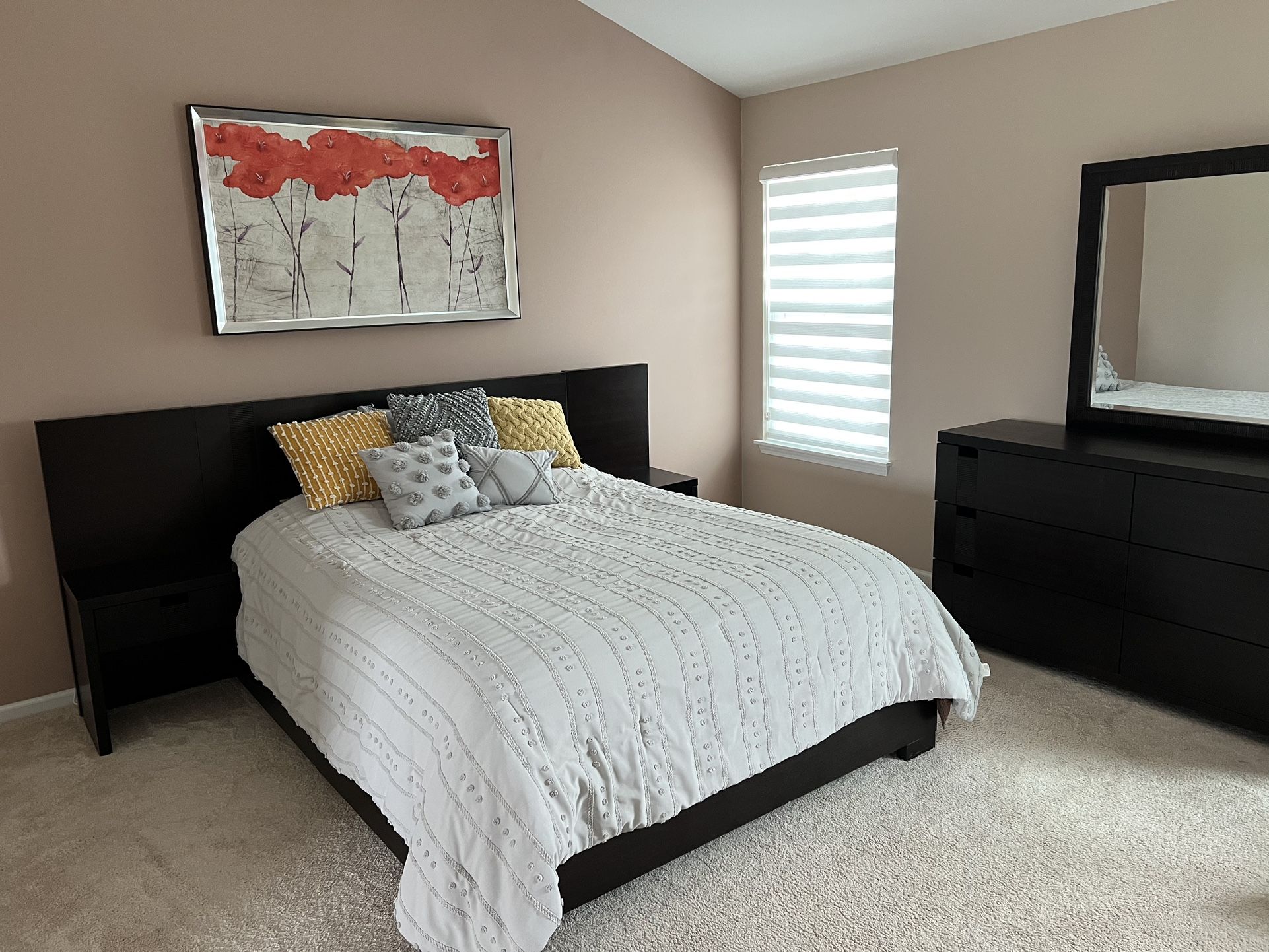 Queen Bedroom Set