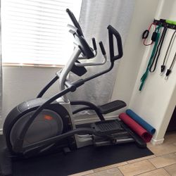 Nordic track Elliptical Elite 10.7