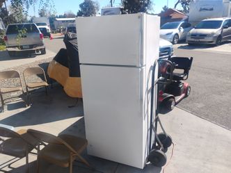 GE refrigerator