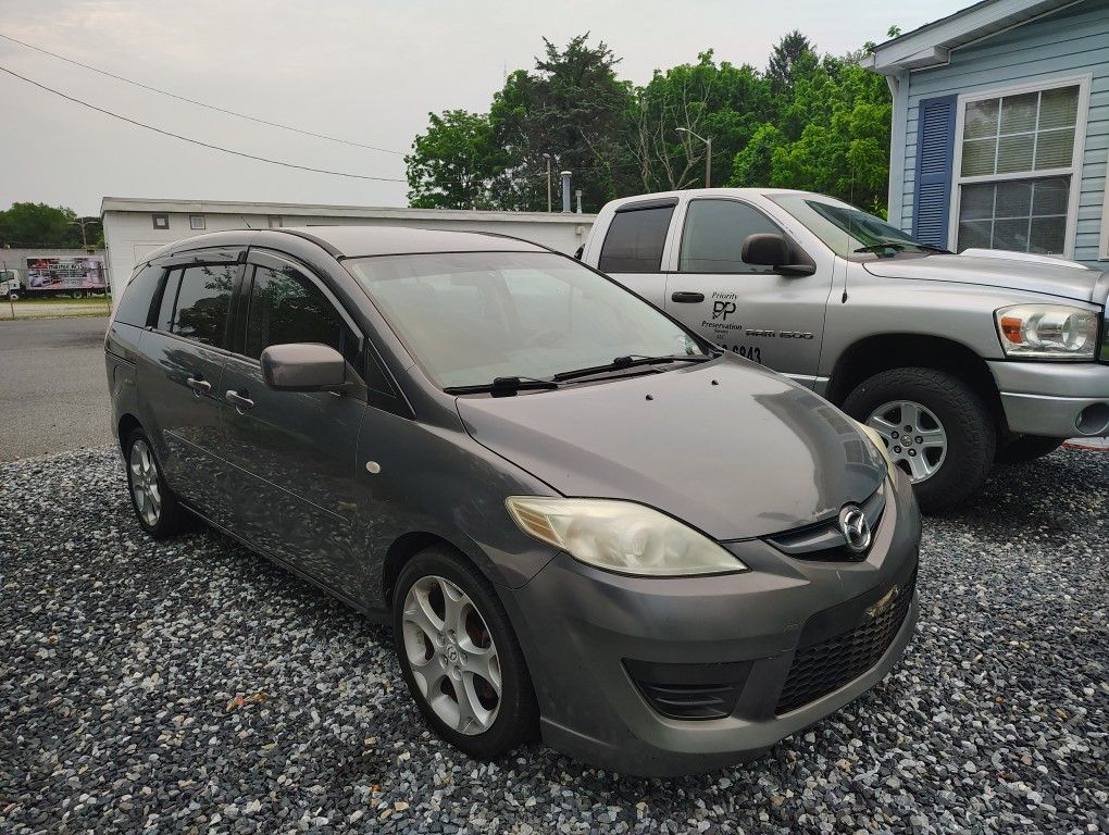2009 Mazda 5