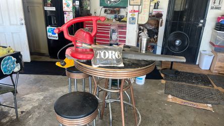 TORO brand ULTRA BLOWER VAC METAL IMPELLER edition electric with leaf bag