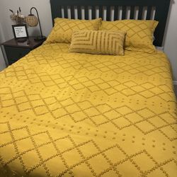 Bedroom Set - Dresser, nightstand, Bed Frame & Queen Mattress
