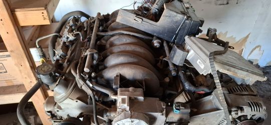 Chevy corvette ls1 motor 5.7