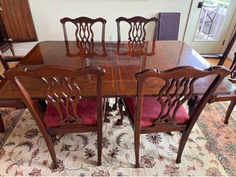 Dining Table & Chair Set