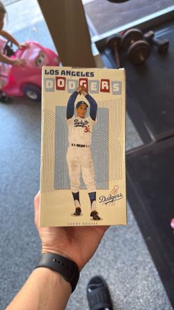 Free bobble head