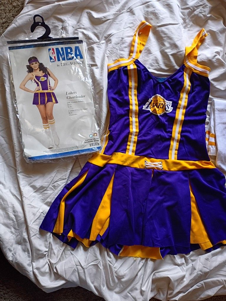 Halloween Costume 🎃👻