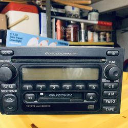2001 (Toyota tundra Limited) OEM radio with 6 disc changer and factory amp