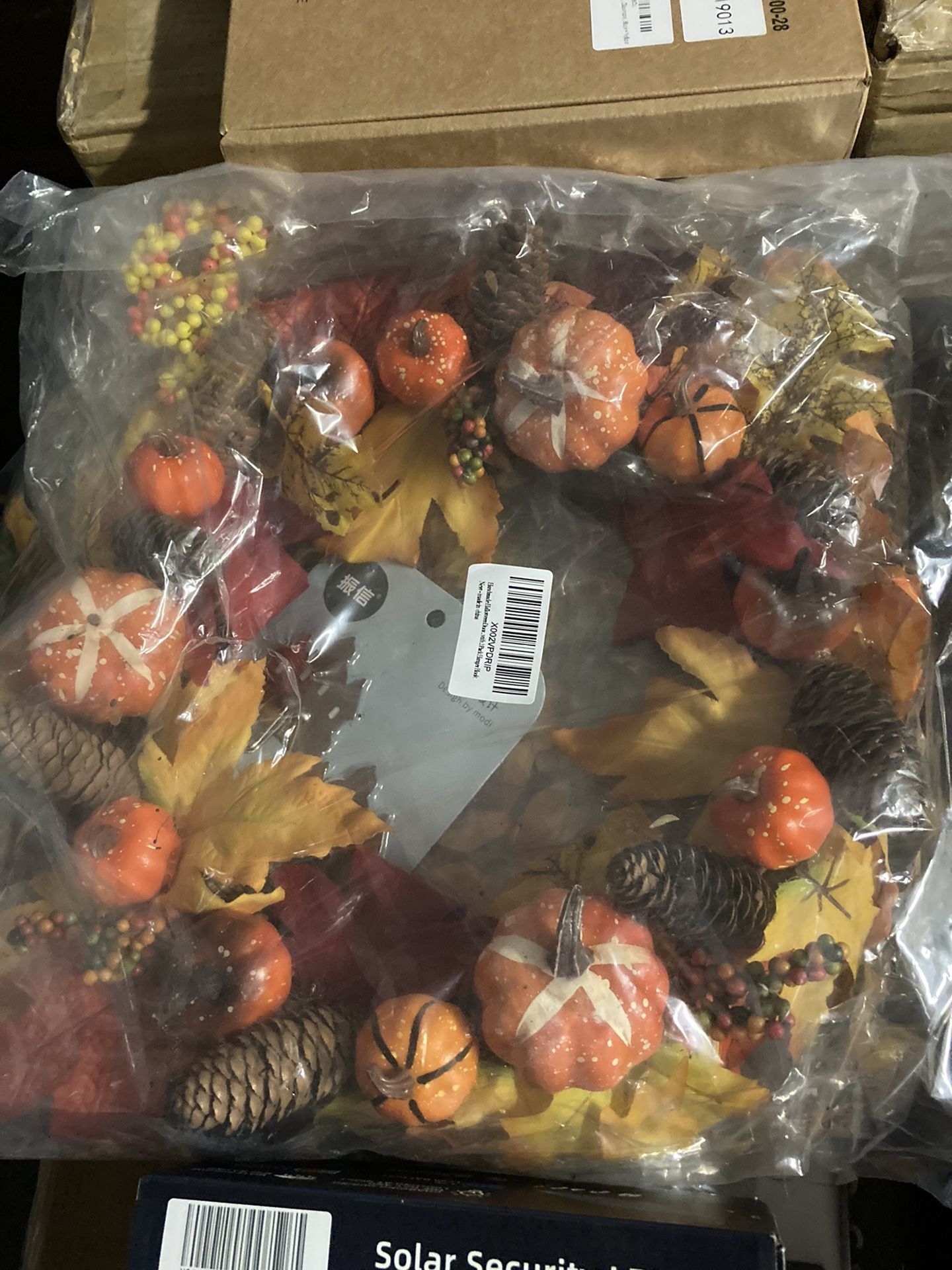 New - 20 Inch Front Door Fall Autumn Wreath Decoration