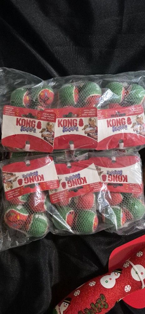 Dog Stuff For Day (Christmas Cloths,Collars, Leashs,toys)