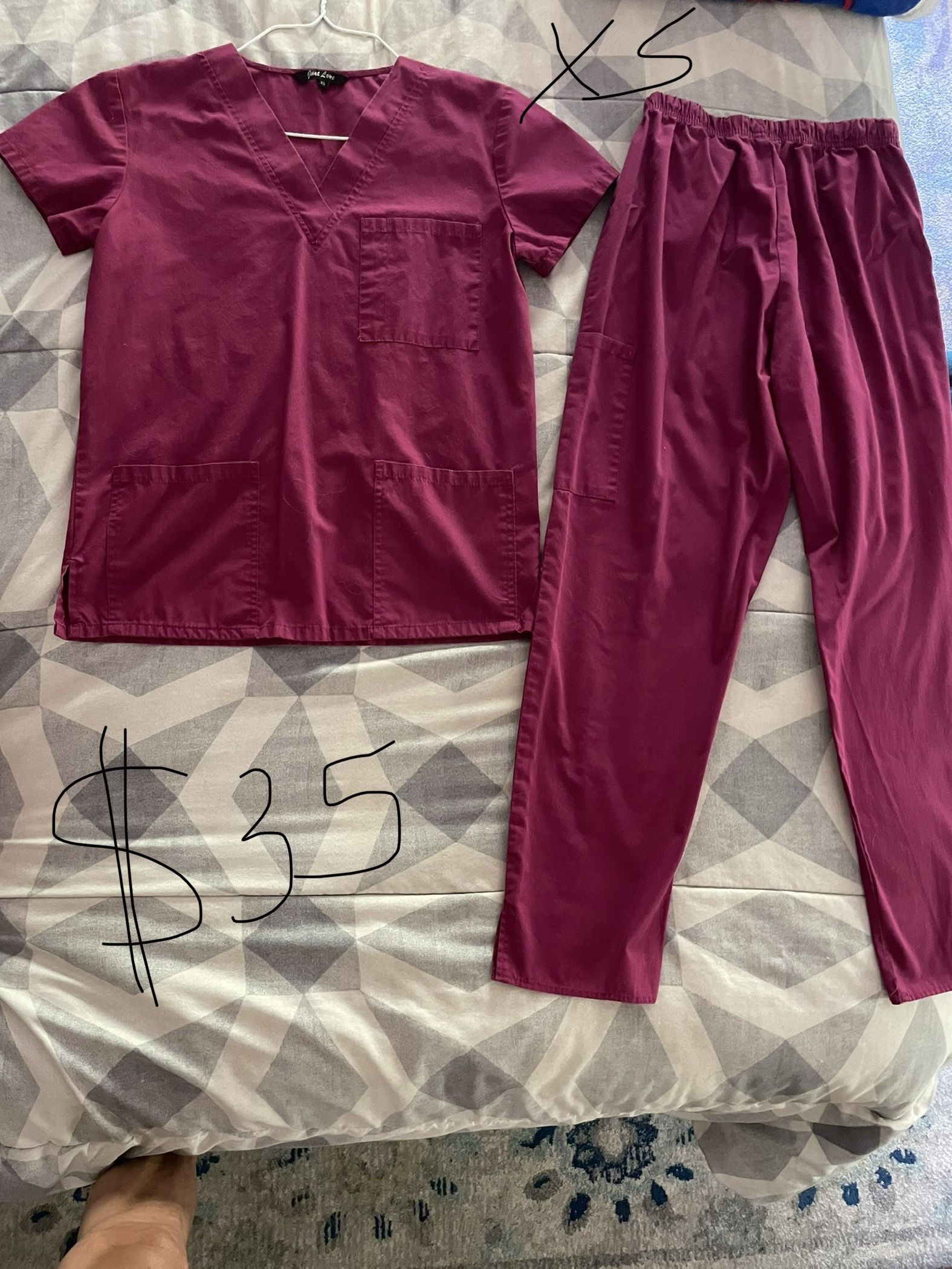 XS Scrubs