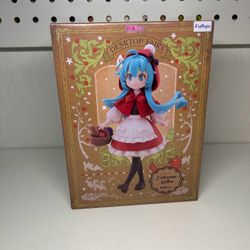 FuRyu Hatsune Miku Desktop Fairy (Little Red Riding Hood Ver.) Figure