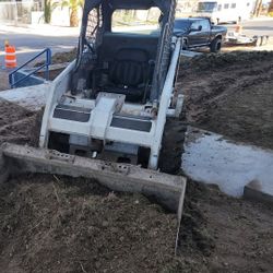 Skidsteer Bobcat 350