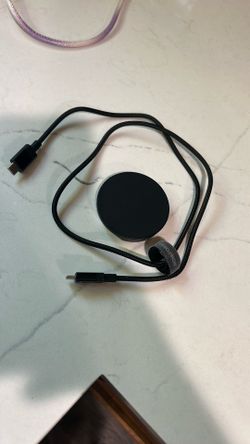Rokform Magsafe Wireless Charging Stand Fast Charging