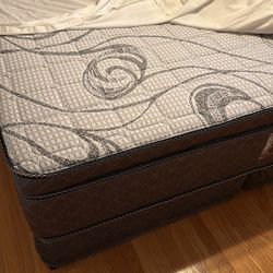 King Mattress 14” One Year Old