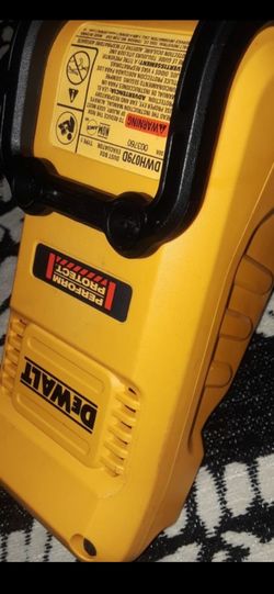 DEWALT