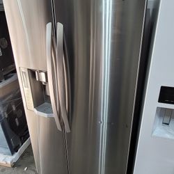 LG Front Load Washer And Stackable Gas Dryer Set 