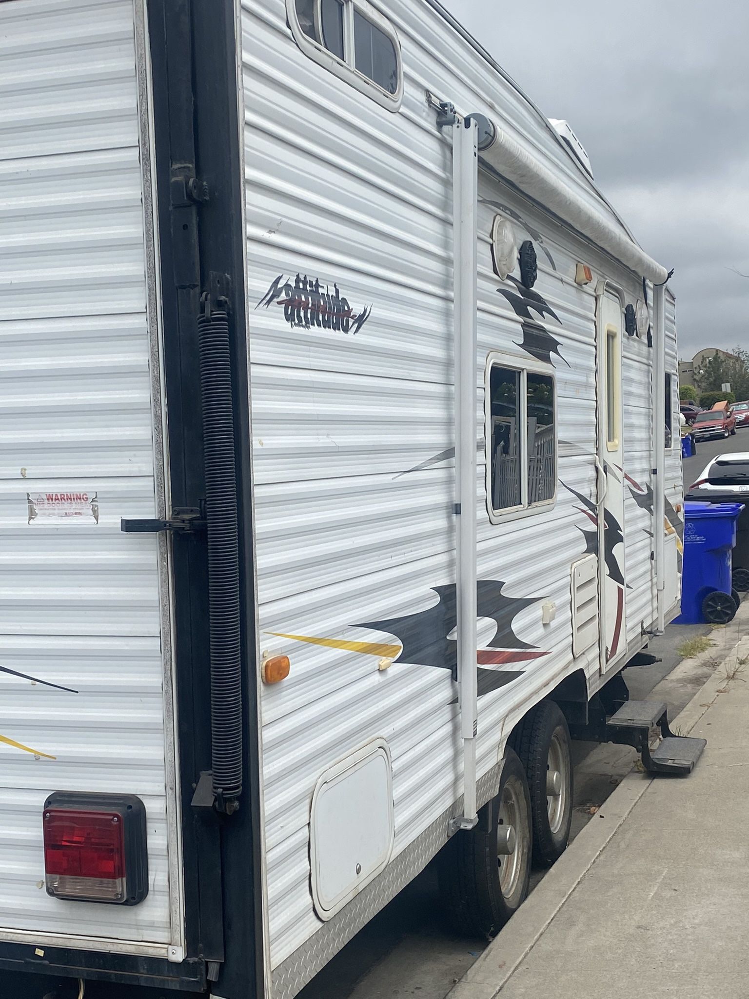 2006 Eclipse attitude 21 (23’ overall)