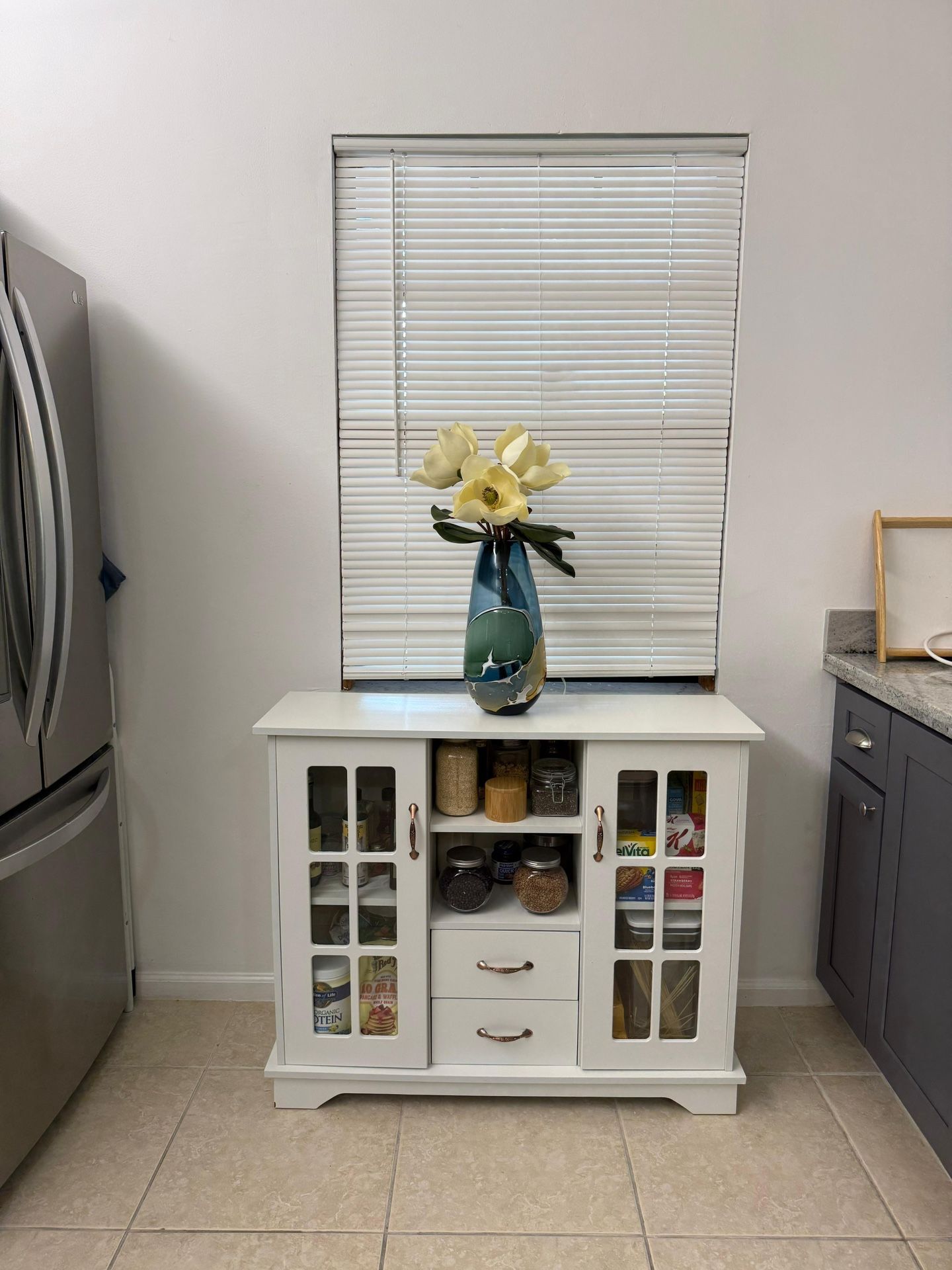 White Kitchen Storage Cabinet / Buffet Sideboard with Glass Doors