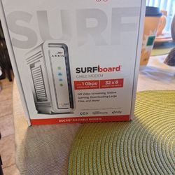 ARRIS SB6190 SURFBOARD. CABLE MODEM. $40 EACH OR $70 FOR BOTH 