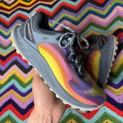 merrel size 8 woman’s 