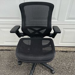 Black Mesh Office Chair