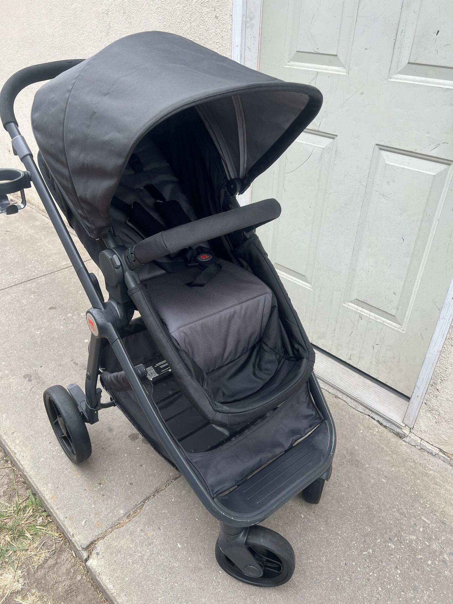 GB LYFE STROLLER 