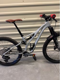 2025 Stumpjumper LTD comp