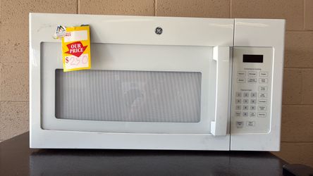 Nice GE microwave