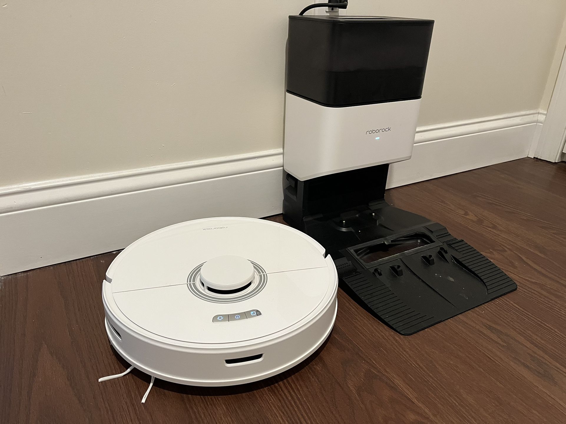 Roborock Q7 Max+ Robot Vacuum Cleaner, Hands-Free Cleaning