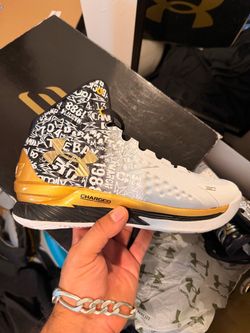 Size 9 Under Armour Curry 1 & 2 Back 2 Back MVP Unanimous Pack