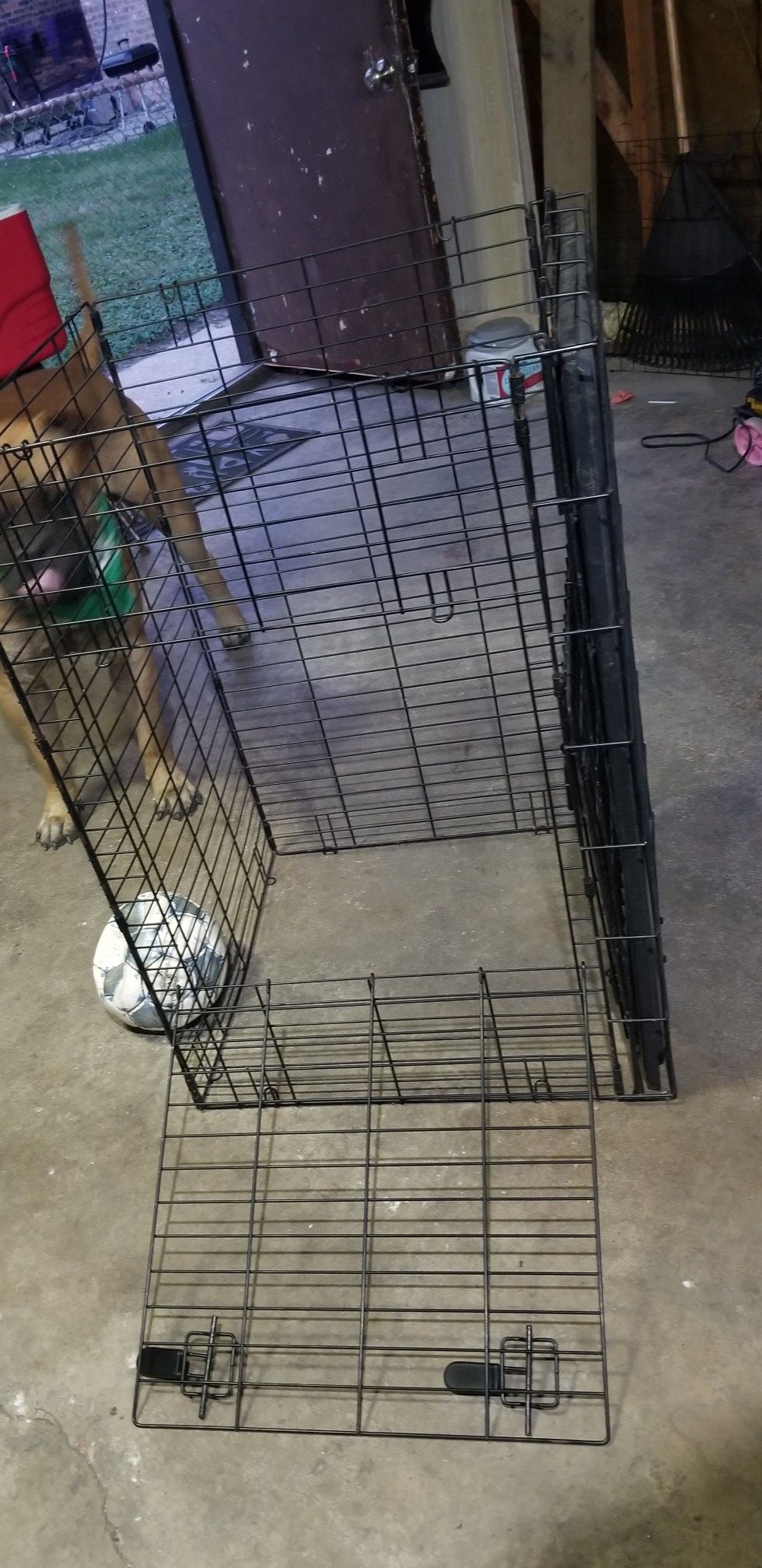 Medium size dog kennel / pet cage